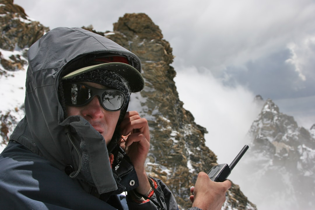 Aplicación móvil para comunicarte como walkie talkie inmediato